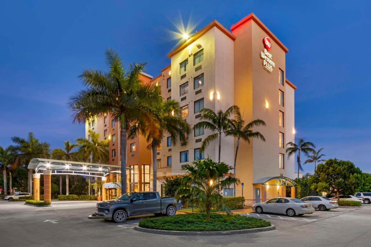 Best Western Plus Miami Executive Airport Hotel And Suites Country Walk Ngoại thất bức ảnh