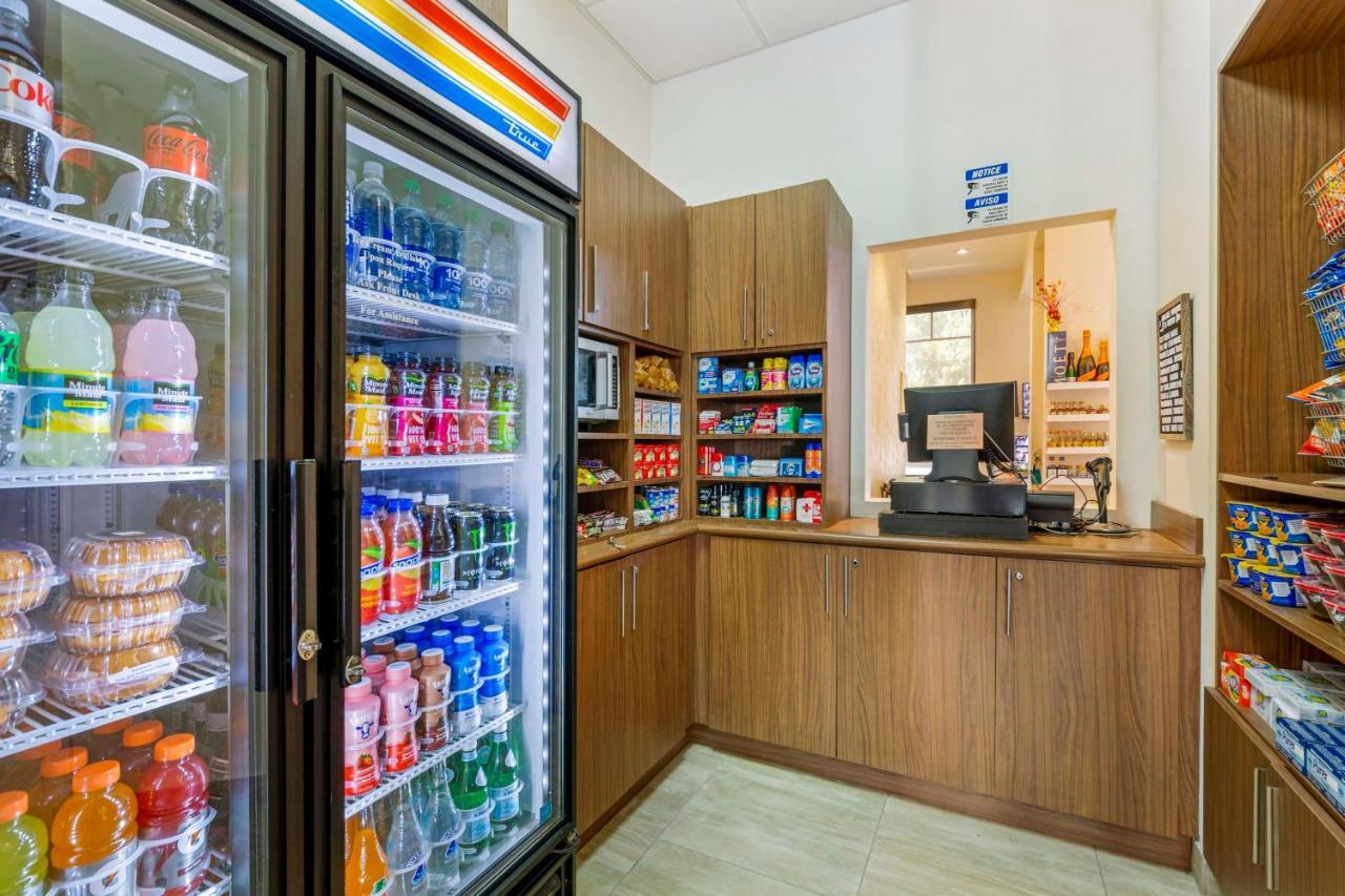 Best Western Plus Miami Executive Airport Hotel And Suites Country Walk Ngoại thất bức ảnh