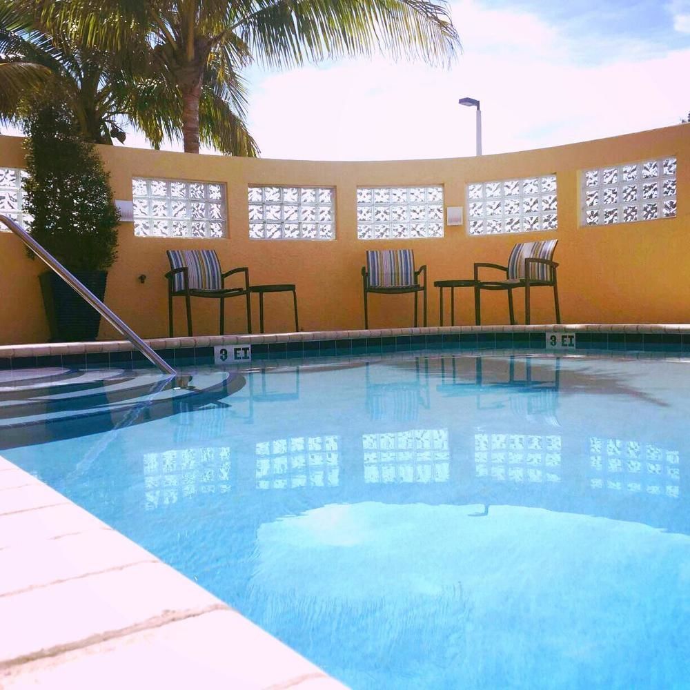 Best Western Plus Miami Executive Airport Hotel And Suites Country Walk Ngoại thất bức ảnh