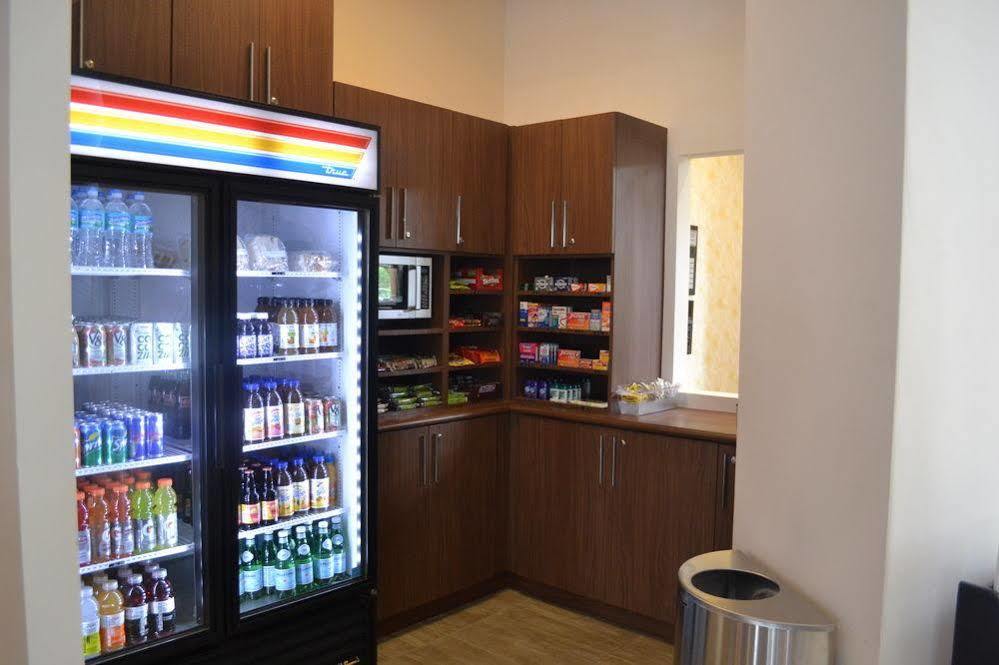 Best Western Plus Miami Executive Airport Hotel And Suites Country Walk Ngoại thất bức ảnh