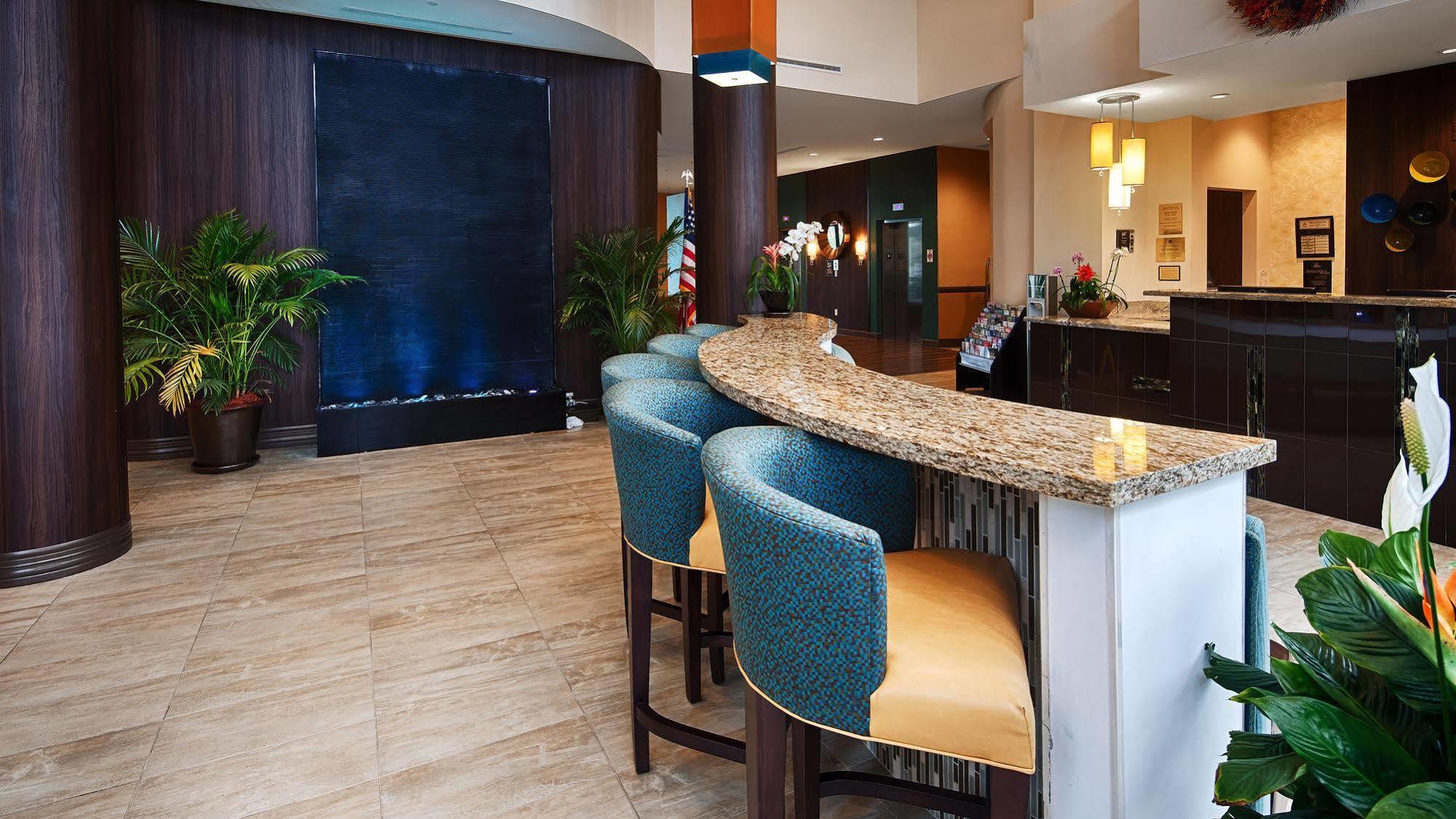 Best Western Plus Miami Executive Airport Hotel And Suites Country Walk Ngoại thất bức ảnh